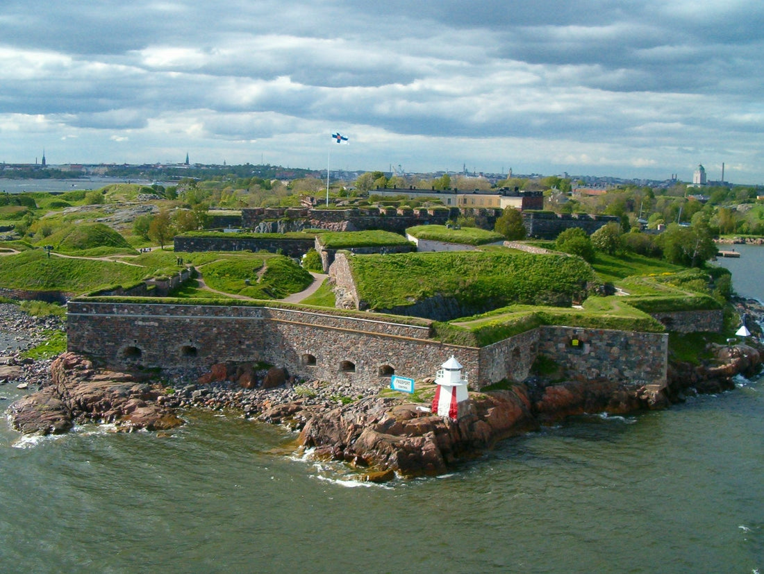 The sea fortress of Suomenlinna outside Helsinki, begun under Swedish rule. Photo: Michal Pise, CC BY 2.0, via Wikimedia Commons
